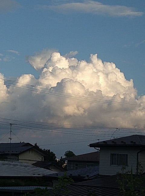 モクモクと凄い雲　積乱雲